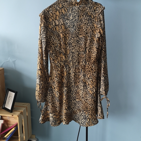 H&M Leopard Print Dress - Picture 2 of 4